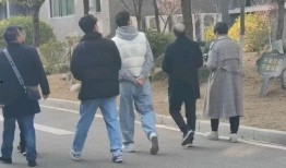 吃瓜热门事件网红,揭秘吃瓜热门事件背后的网红风云