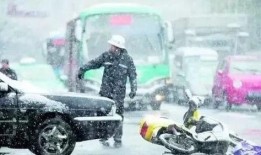 雪天行车爆料视频,揭秘冬季驾驶安全挑战