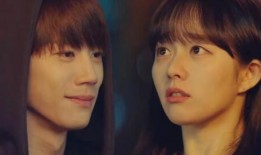 女主爆料男主新闻韩剧,韩剧中的现实与虚构